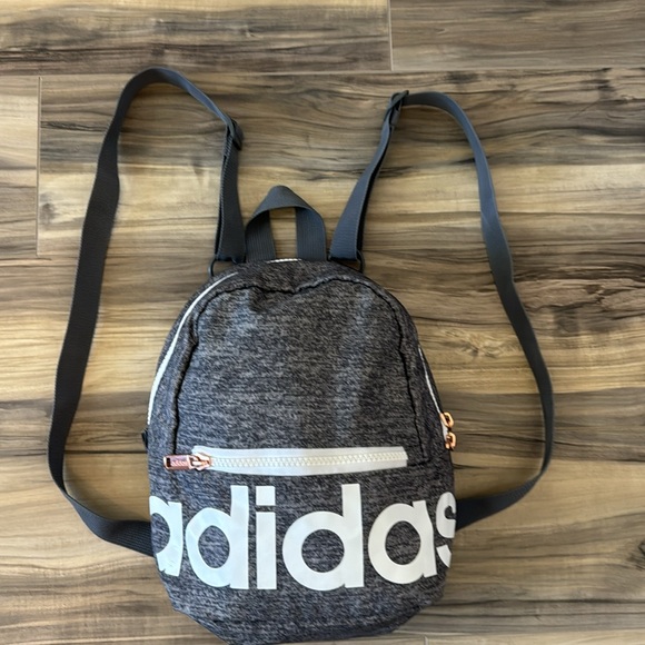 Adidas Linear Mini Backpack - Perfect! - Picture 2 of 7